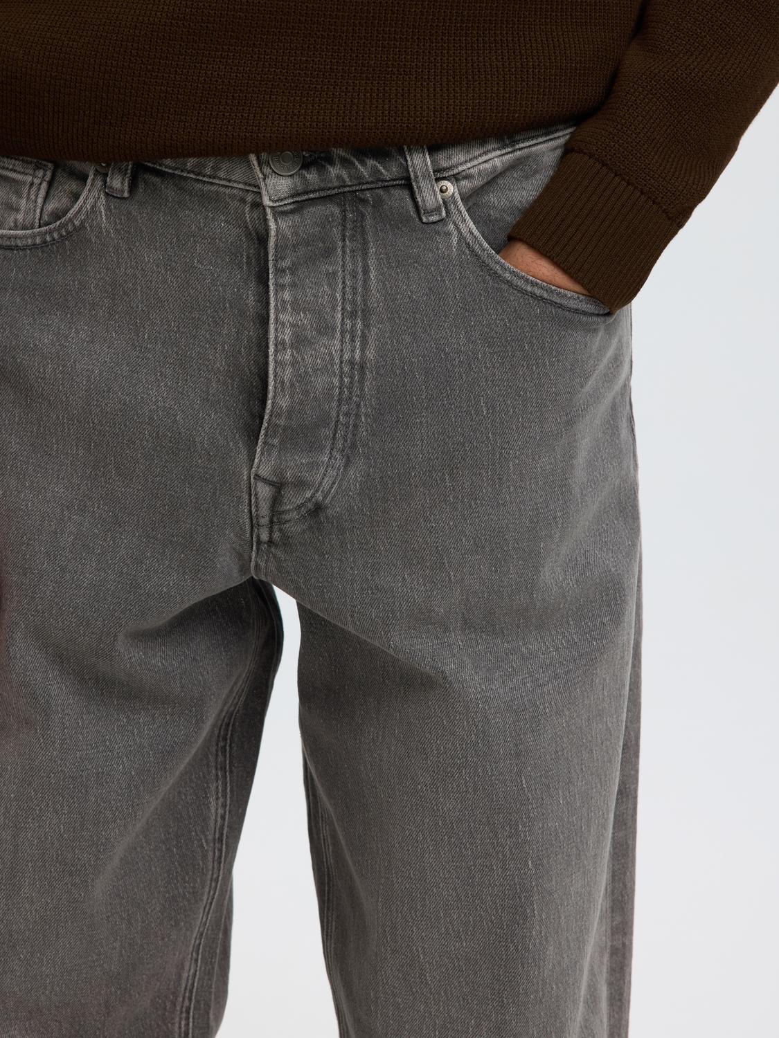 model_shot-detail